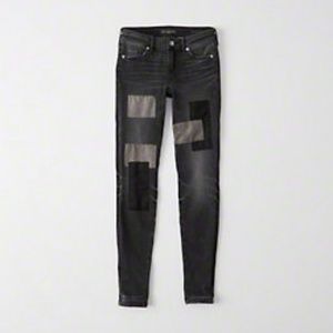 Abercrombie & Fitch Super Skinny Jeans 24